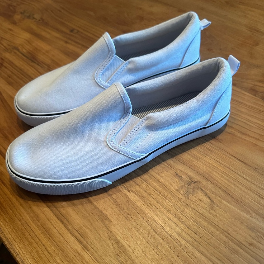 A New Day Slip On Size 7